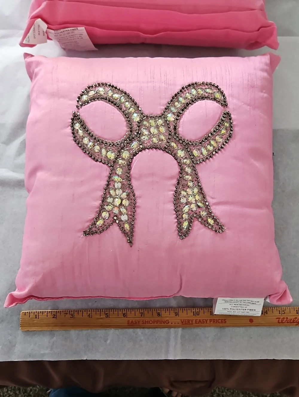 Throw Pillow Set Ribbons & Bows  Women Girls NWT